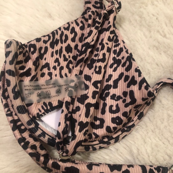 Leopard Print Ribbed Underwire Push Up Bikini Top - Picture 2 of 4